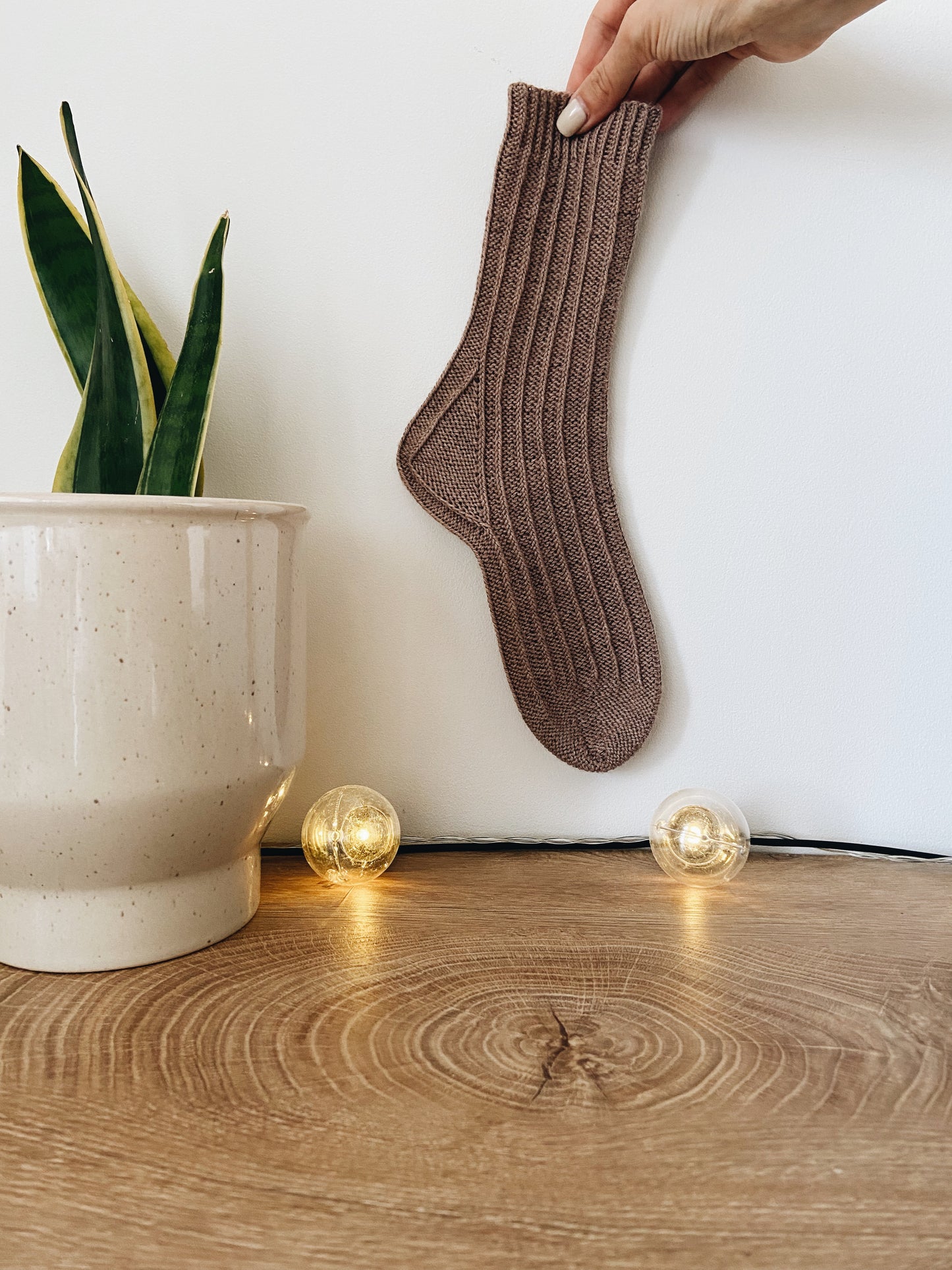 LInes Socks